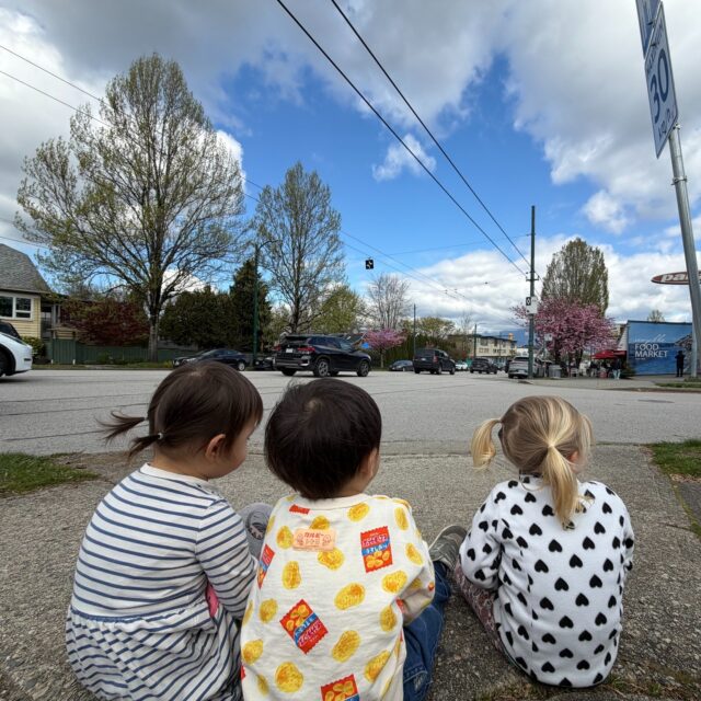 Moments of Pause - from The Village Sprouts Program
The Sprouts have been suggesting to sit and pause in certain spots in our neighbourhood - especially on Nanaimo street, to stay and watch cars and neighbours go by. It was quite a powerful moment of sitting with a strong presence and almost like demanding to be seen. It led me to think about young children being seen in public spaces.
We have also been intentional and deliberate to explore the different businesses along Nanaimo and forming genuine relationships with our neighbours.
🐱Paco the cat, is a neighbourhood cat they have developed a friendship with with our walks, and they have gotten to know Paco's owner too!
💖Across our childcare centres, children are building meaningful connections with their neighbourhoods—through walks, relationships, and shared experiences. This series highlights those small but powerful moments of belonging, care, and curiosity. We invite you to explore these stories and see how children connect deeply with the people, places, and communities around them. Thank you for reading 💖